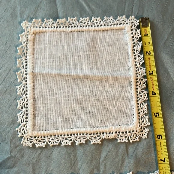 Gorgeous Vintage Crochet Set - Picture 10 of 16